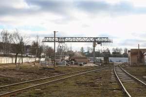 Здание 1700 м2, участок 40 соток, ж/д ветка. - объявление