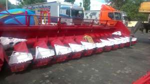 Клевер- ПСП-1210-09 Claas Lexion 405-460, 510-580; Claas Tucano 320-450 жатка для уборки подсолнечника - оголошення