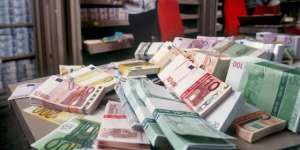 Кредитуем от 5.000 евро до 900.000 евро . - оголошення