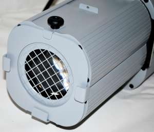 Линзовый прожектор DTS PROFILO COMPACT 150W - объявление