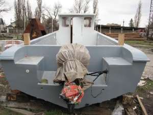 Лодка катер пластиковая Ахтарец - 10