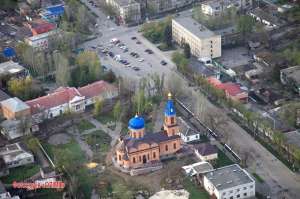 ОБМЕНЯЮ дом с участком в пригороде Запорожья на жильё в Киеве или области - объявление