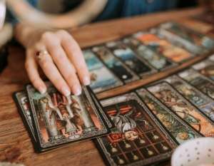 Обряды новогодние. Расклады на 2022. Гадалка онлайн. - оголошення