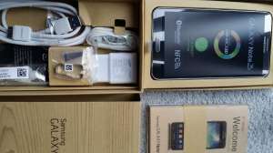 Особенности Samsung i9500 Galaxy S4 16GB Белый УГЦР - оголошення