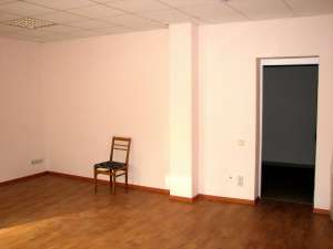 Офисы 12, 18 и 36 м2, евроремонт, охрана, уборка - оголошення