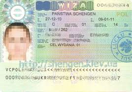 Очередь в визовый центр Польши - объявление