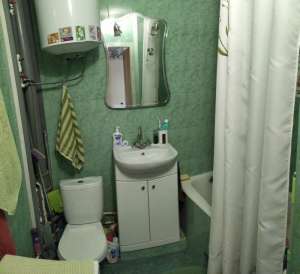 П. Поле. Продам 2-х комн. возле метро 23 Августа