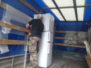 Перевозка холодильника Киев.Перевезти холодильник на дачу
