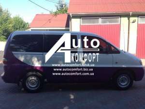 Передний салон, правое окно на Hyundai H-1 I (H-200) (97-07) (Хюндай H-1 I (H-200) (97-07) - оголошення