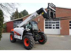 Погрузчик. Телескопический погрузчик Bobcat T 35105 L 3B.