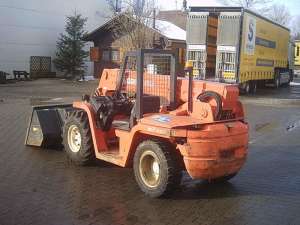 Погрузчик. Телескопический погрузчик Manitou BT 420. - оголошення