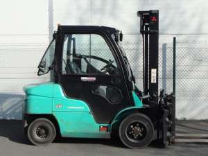 Предлагаю дизельный погрузчик Mitsubishi FD30N (№700)
