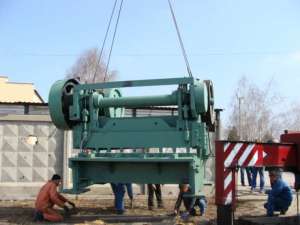 Продаем станок токарный 1М63Н,С11,фрезерный 676 и другие.