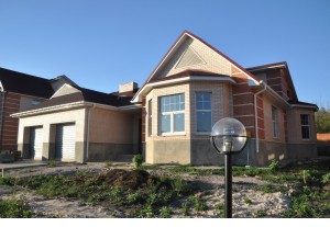 Продается элитный,построенный из качественных материалов дом премиум класса. - оголошення