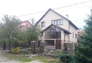 Продаж будинку - объявление