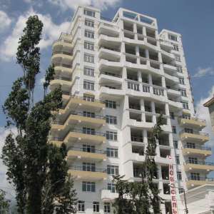 Продам 2х к.квартиру в центре Ялта.Вид на море.Элитный дом. - объявление