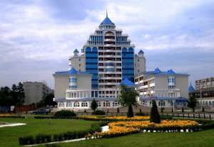Продам 3-х ком.кв. в г. Горячий ключ, 40 км. от Черного моря. Краснодарский край