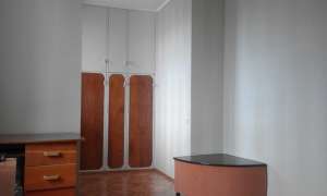 Продам 3х комн квартиру, центр, 63000 у е, торг