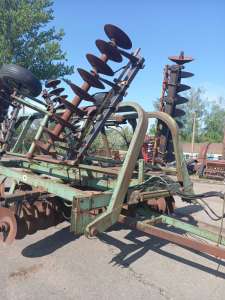 Продам John Deere 230 2000 р.в. 9 500 $. - оголошення