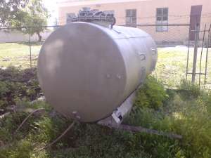 Продам биметаллическую ёмкость 50 м куб - оголошення
