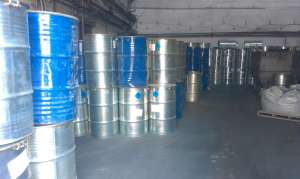 Продам б/у бочки 200 л металлические со съёмной крышкой.