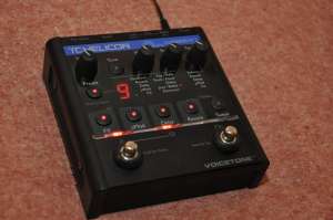 Продам вокальный процессор TC Helicon VoiceTone Create XT