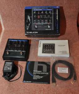 Продам вокальный процессор TC Helicon VoiceTone Create XT