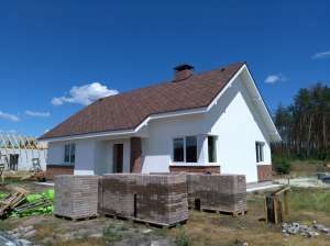 Продам дом в коттеджном городке в пригороде Киева