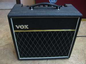 Продам комбо VOX PATHFINDER 15R - объявление