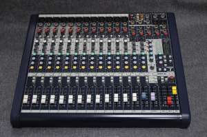 Продам микшерный пульт SOUNDCRAFT MFX12 - объявление