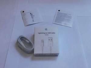 Продам наушники Earpods и кабель Lightning. Новые. Оригинальные
