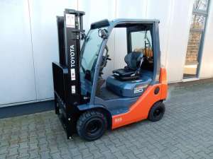 Продам новый газовый погрузчик Toyota 02-8FGKF20 (№599) - объявление