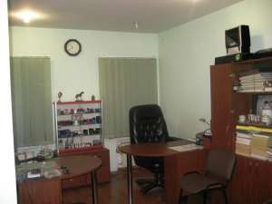 Продам офис(нежилой фонд) 106 м.кв. низ Кирова - оголошення
