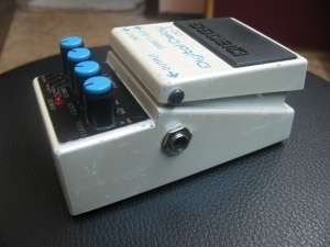 Продам педаль Boss Digital Delay DD-3