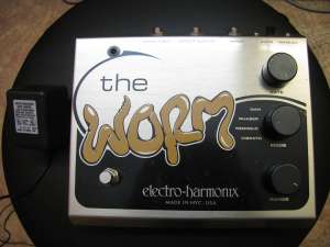 Продам педаль Electro-Harmonix The Worm - объявление