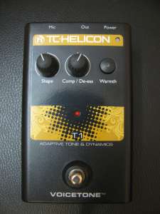 Продам педаль для вокала TC Helicon VoiceTone T1 - оголошення