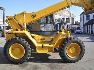 Продам погрузчик недорого. Телескопический погрузчик JCB 525-67