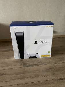 Продам приставку Play Station 5 - объявление