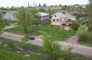Продам свой дом за 11,000 $ площадью 65 м2, участ. 7 соток в г. Верхнеднепровск.