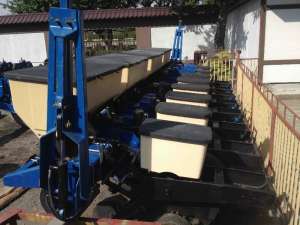 Продам сеялку точного высева механическую KINZE 6ти рядная б/у - объявление