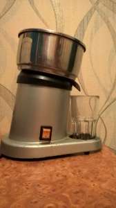 Продам соковыжималку для цитрусовых Macap P200 б/у для кафе,баров,ресторанов! - объявление