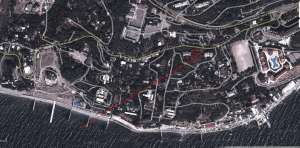 Продам участок 10 соток в Алупке (ЮБК) 200м от моря