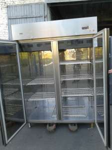 Продам холодильный шкаф на 1400 л Zanussi бу - оголошення