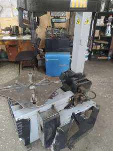 Продам шиномонтажний стенд Fit Line 32 2V - объявление