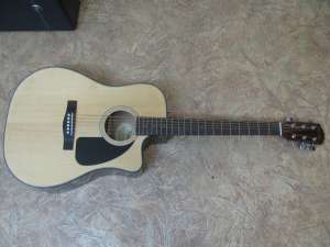 Продам электроакустическую гитару Fender CD-60CE - объявление