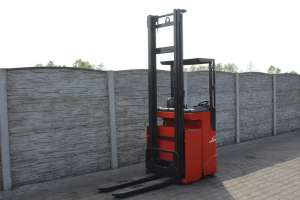 Продам электроштабелер Linde L16R в идеальном состоянии - объявление