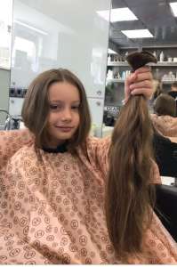 Продать волосы в Харькове дорого.Стрижка в подарок. - объявление