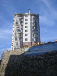 Продаётся 1 к.кв. в новом доме в Ялте по ул. Щорса