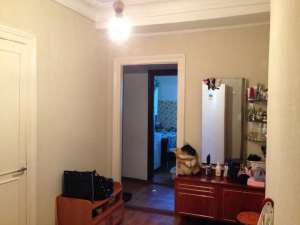 Продаётся 2 к.кв. в Ялте по ул. Сосновая старый бутовый дом