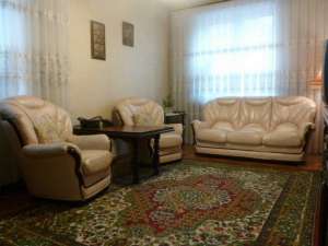 Пропозиція довготривалої оренди 3 кім квартири, вул. Зелена